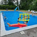 Kongsore Camping, Sma Og Store Camping